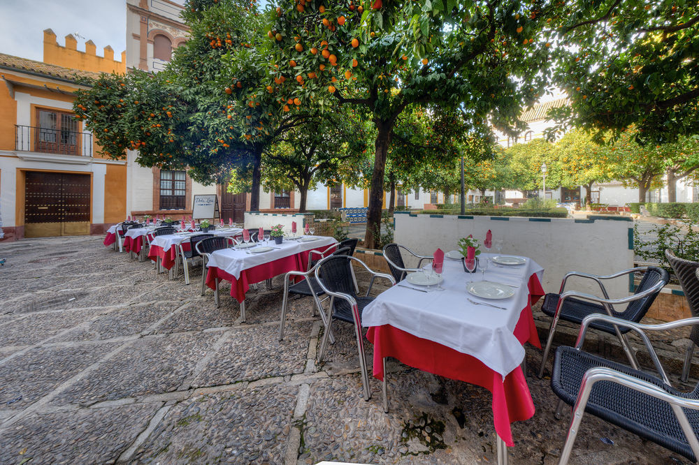 Hotel Dona Lina Seville Ngoại thất bức ảnh