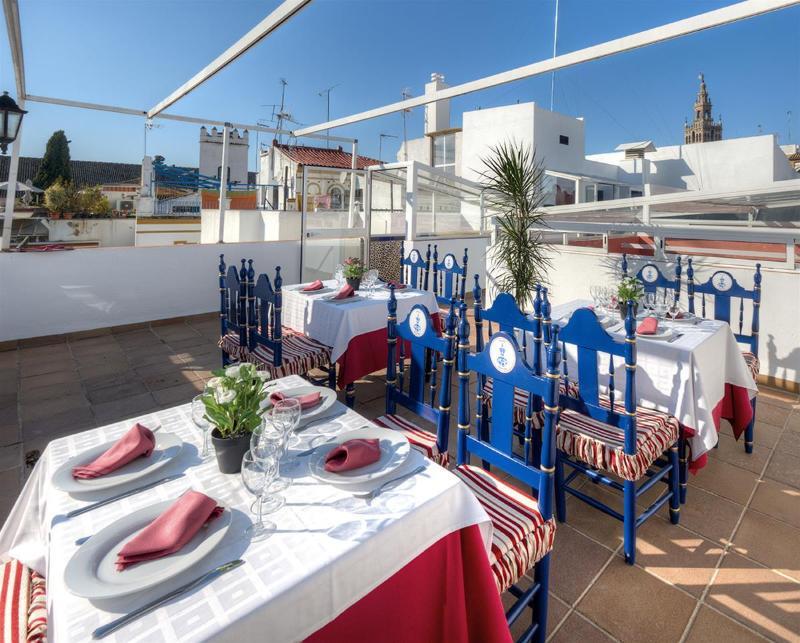 Hotel Dona Lina Seville Ngoại thất bức ảnh